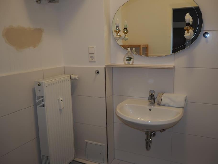 3-raum Wohnung, Fuer Monteure Apartment